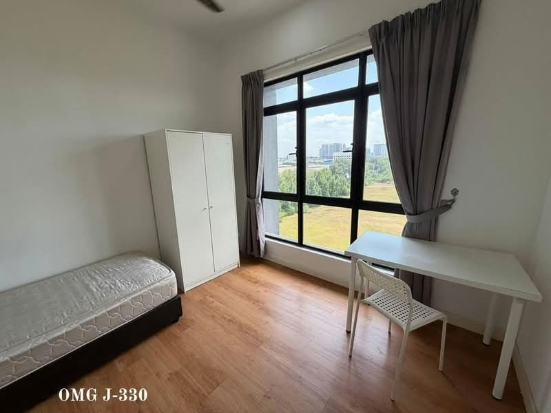Servis Apartment untuk Dijual di Utropolis Suites 2 - Loke . - Bedroom - PropertyGuru.com.my