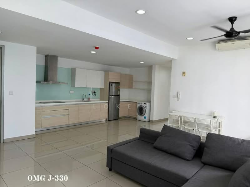 Servis Apartment untuk Dijual di Utropolis Suites 2 - Loke . - Living Room - PropertyGuru.com.my