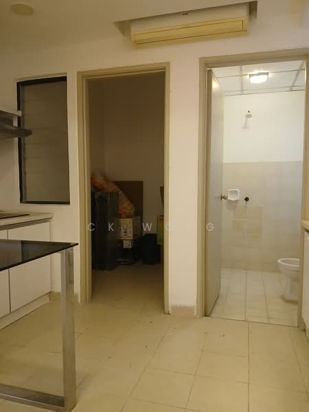 Kondominium untuk Dijual di Rivercity Condominium - CK Wong - Kitchen - PropertyGuru.com.my