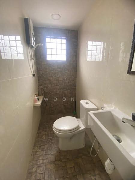 Flat for Rent at Pasir Permai - Woon . - Bathroom - PropertyGuru.com.my
