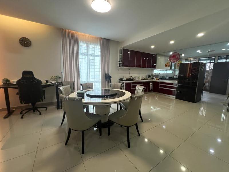 Rumah Teres 2-Tingkat untuk Dijual di Kinrara Residence (Puchong) - Mak Oliver - Dining Room - PropertyGuru.com.my
