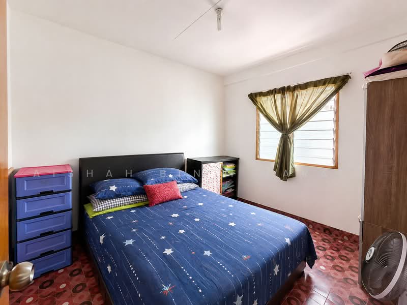 Rumah Flat untuk Dijual di PPR Intan Baiduri - Aishah binti Marais - Bedroom - PropertyGuru.com.my
