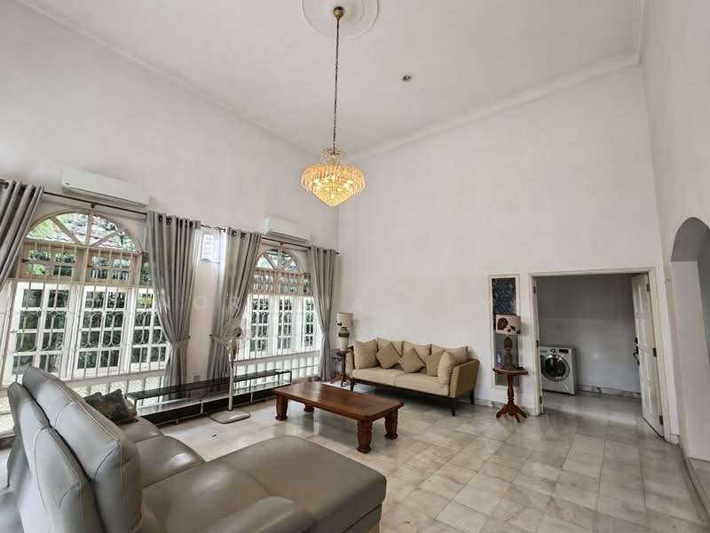Rumah Banglo untuk Dijual di SS12 (Subang Jaya) - Norafian SMH - Living Room - PropertyGuru.com.my