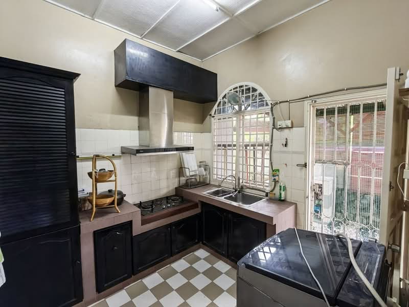 Rumah Banglo untuk Dijual di SS12 (Subang Jaya) - Norafian SMH - Kitchen - PropertyGuru.com.my