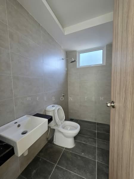 Condominium for Sale at QuayWest Residence - Welson Teh - Bathroom - PropertyGuru.com.my