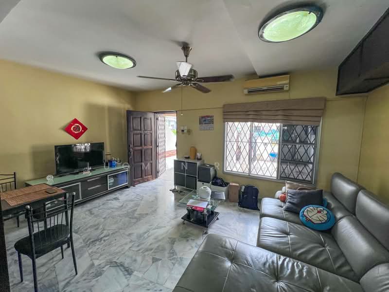 2-storey Terraced House for Sale in Taman Seri Bahagia (Cheras) - Luqman Ramli - Living Room - PropertyGuru.com.my