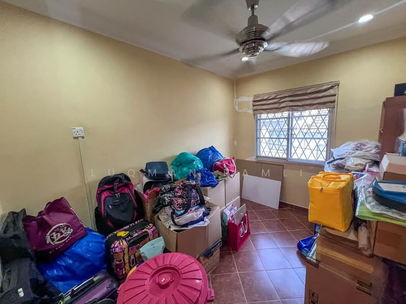 2-storey Terraced House for Sale in Taman Seri Bahagia (Cheras) - Luqman Ramli - Bedroom - PropertyGuru.com.my