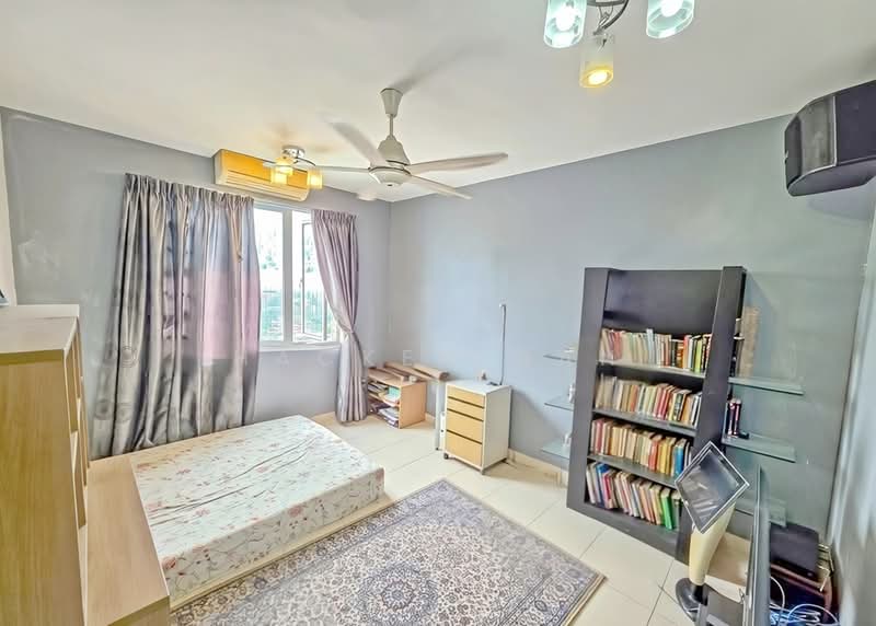 Kondominium untuk Dijual di Platinum Lake PV 16 - Hacken Gan - Bedroom - PropertyGuru.com.my