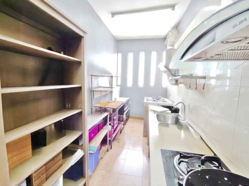 Kondominium untuk Dijual di Platinum Lake PV 16 - Hacken Gan - Kitchen - PropertyGuru.com.my