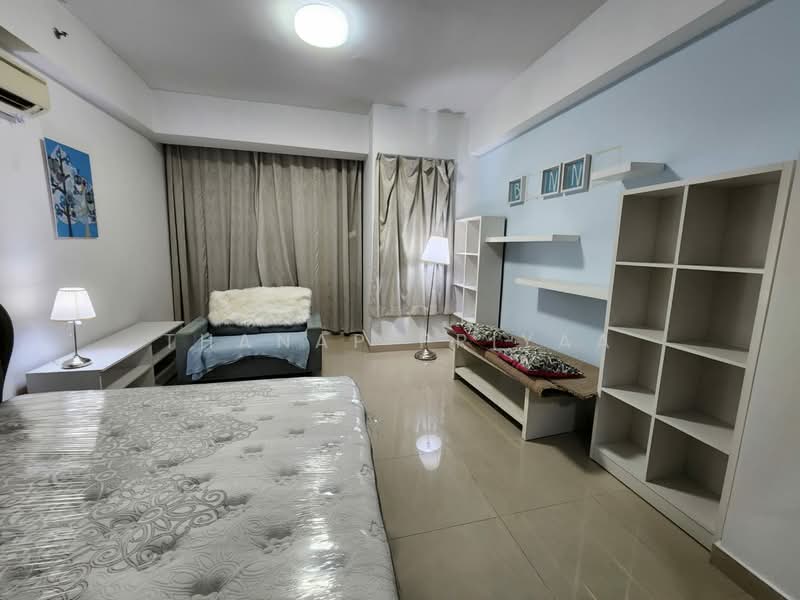 Service Residence for Sale at First Subang (SS 15 Courtyard) - Thanap Priyaa - Living Room - PropertyGuru.com.my