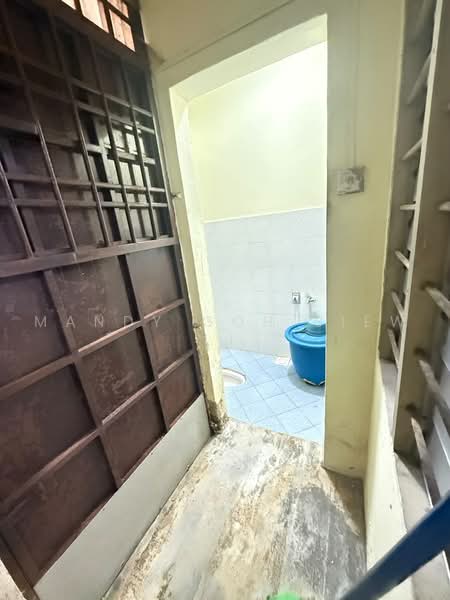 2-storey Terraced House for Rent in Johor Bahru (Johor) - Mandy Goh Siew Li - Bathroom - PropertyGuru.com.my