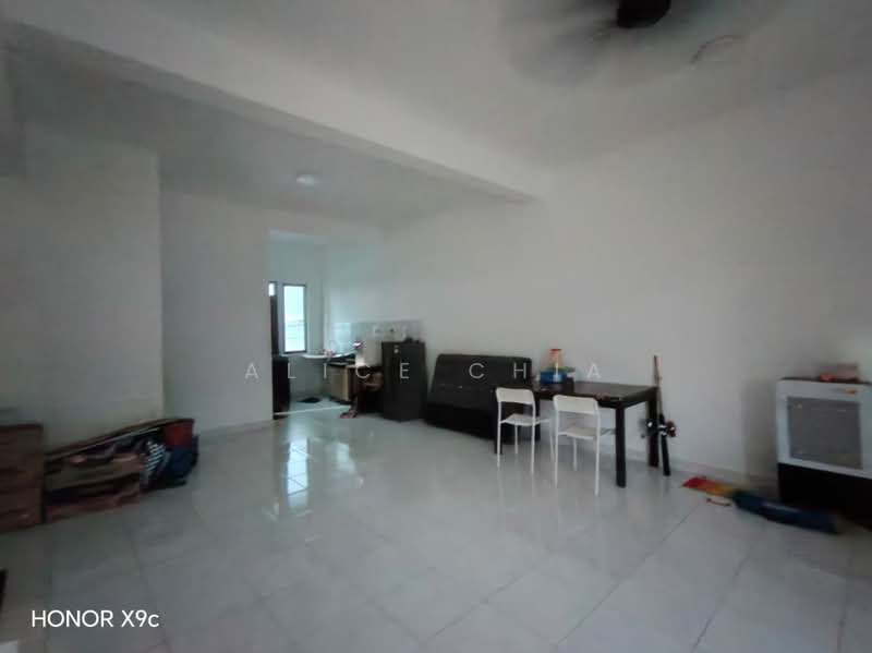 Rumah Teres 2 Tingkat untuk Dijual di Johor Bahru (Johor) - Alice Chia - Living Room - PropertyGuru.com.my