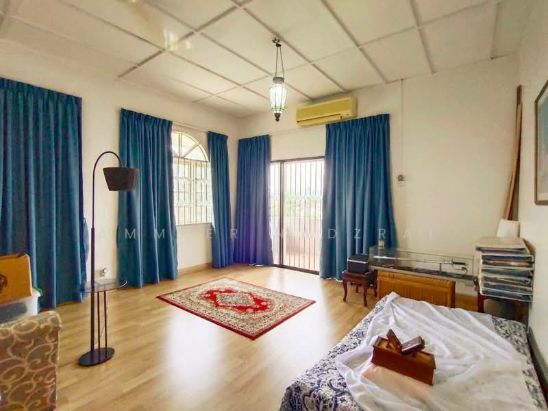 Bungalow for Sale in SS12 (Subang Jaya) - Ammeer Nadzrai - Living Room - PropertyGuru.com.my