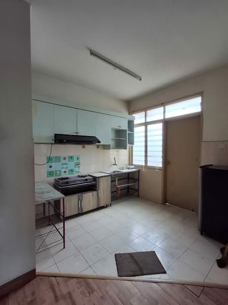 Service Residence for Sale at Nusa Perdana Serviced Apartment - Zoey Lee - Kitchen - PropertyGuru.com.my