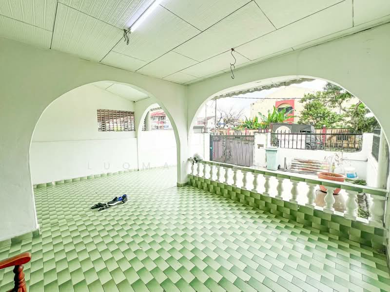 Rumah Teres 2-Tingkat untuk Dijual di Taman Delima (Cheras) - Luqman Ramli - Exterior - PropertyGuru.com.my
