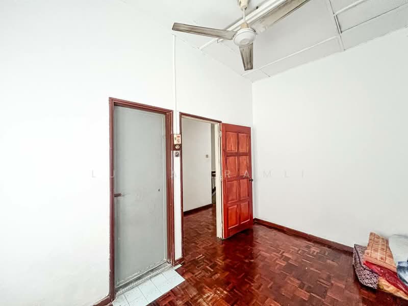 Rumah Teres 2-Tingkat untuk Dijual di Taman Delima (Cheras) - Luqman Ramli - Interior - PropertyGuru.com.my