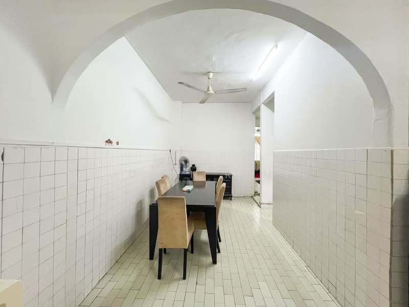Rumah Teres 2-Tingkat untuk Dijual di Taman Delima (Cheras) - Luqman Ramli - Dining Room - PropertyGuru.com.my