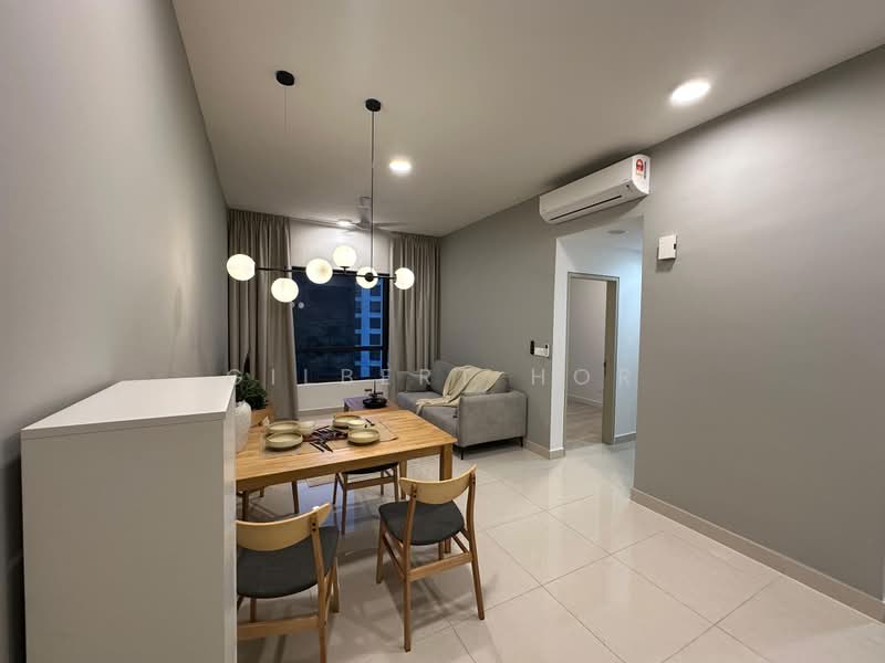 Servis Apartment untuk Disewa di Quinn Residence - Gilbert Hor - Living Room - PropertyGuru.com.my