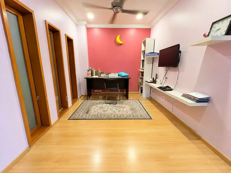 Rumah Teres 2 Tingkat untuk Dijual di Bukit Jelutong (Shah Alam) - Firdaus Hamidun - PropertyGuru.com.my