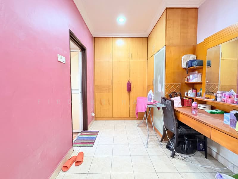 Rumah Teres 2 Tingkat untuk Dijual di Bukit Jelutong (Shah Alam) - Firdaus Hamidun - PropertyGuru.com.my