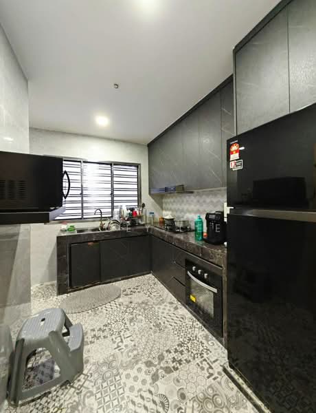 2-storey Terraced House for Sale in Mutiara Rini (Skudai) - Zoey Lee - Kitchen - PropertyGuru.com.my