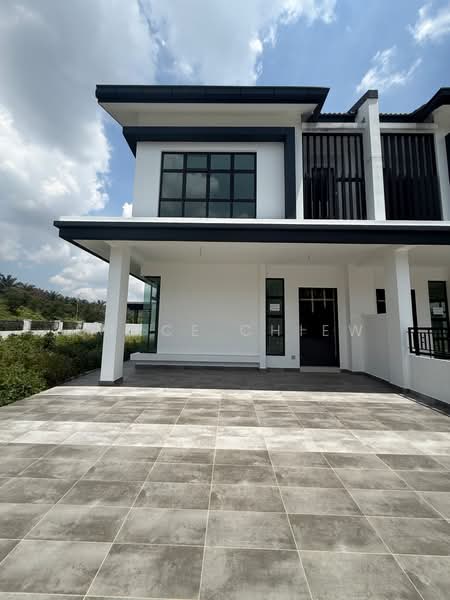 Cluster House for Sale in Iskandar Puteri (Nusajaya) (Johor) - Grace Chiew - Exterior - PropertyGuru.com.my