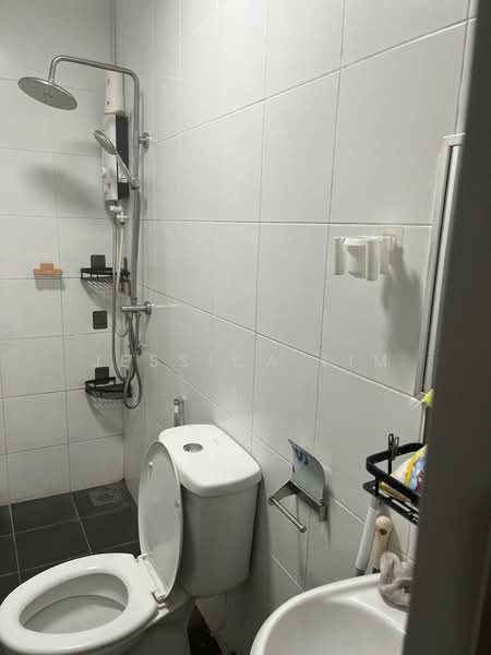 Servis Apartment untuk Disewa di VIM 3 @ Desa Park North - Jessica Lim - Bathroom - PropertyGuru.com.my