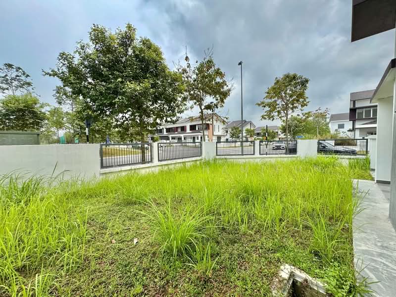 2-storey Terraced House for Sale in Bandar Rimbayu (Telok Panglima Garang) - Firdaus Hamidun - Exterior - PropertyGuru.com.my