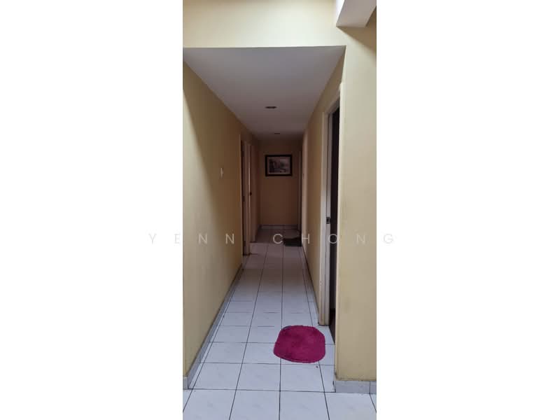 Kondominium untuk Dijual di Endah Ria - Yenn Chong - Corridor - PropertyGuru.com.my