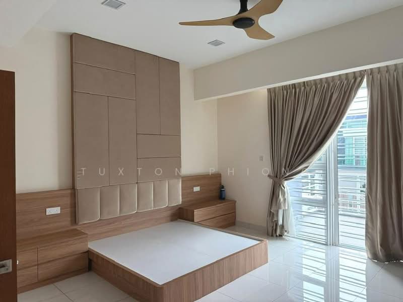 Cluster House for Rent in Taman Mount Austin (Tebrau) - Tuxton Phiong - Bedroom - PropertyGuru.com.my