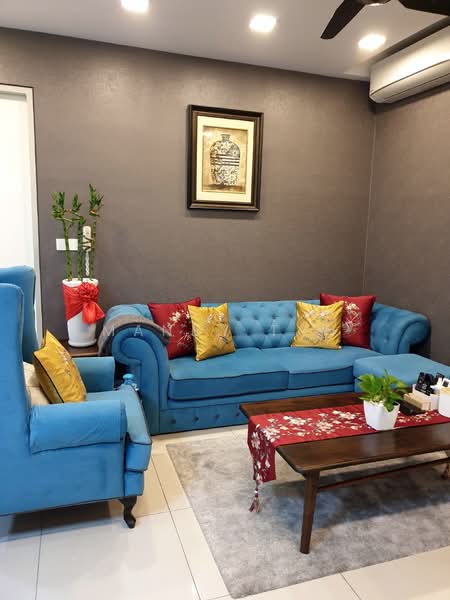 Servis Apartment untuk Dijual di Woodsbury Suites - Mandy Tan - Living Room - PropertyGuru.com.my