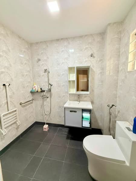 Terraced House for Sale in Taman Tun Dr Ismail (Kuala Lumpur) - Stephanie Chong - Bathroom - PropertyGuru.com.my
