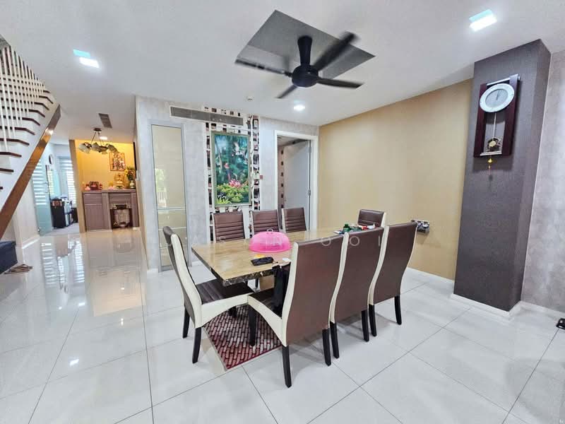 Rumah Bandar untuk Dijual di Putra Heights (Subang Jaya) - Jason Ooi - Dining Room - PropertyGuru.com.my