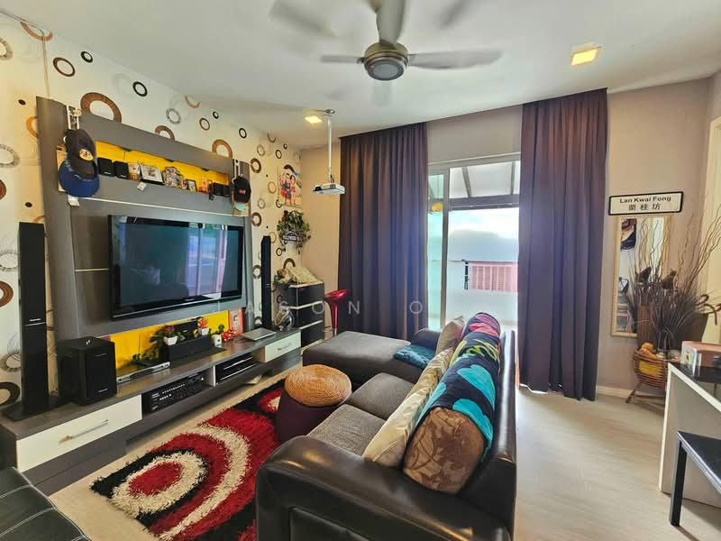 Rumah Bandar untuk Dijual di Putra Heights (Subang Jaya) - Jason Ooi - Living Room - PropertyGuru.com.my