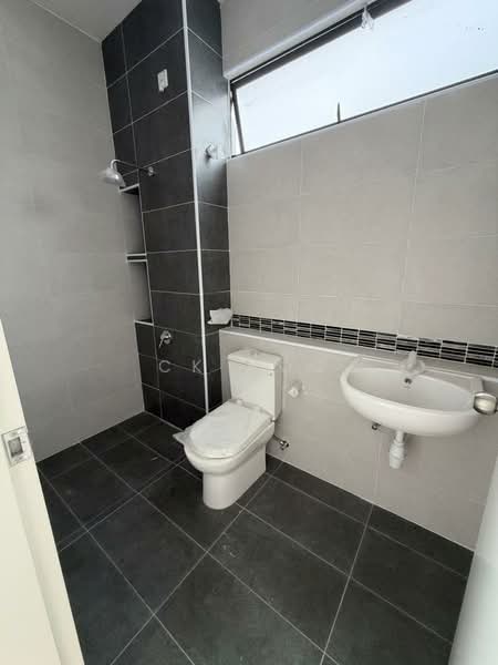 Terraced House for Sale in Taman Desa Tebrau (Tebrau) - CK Hoo - Bathroom - PropertyGuru.com.my
