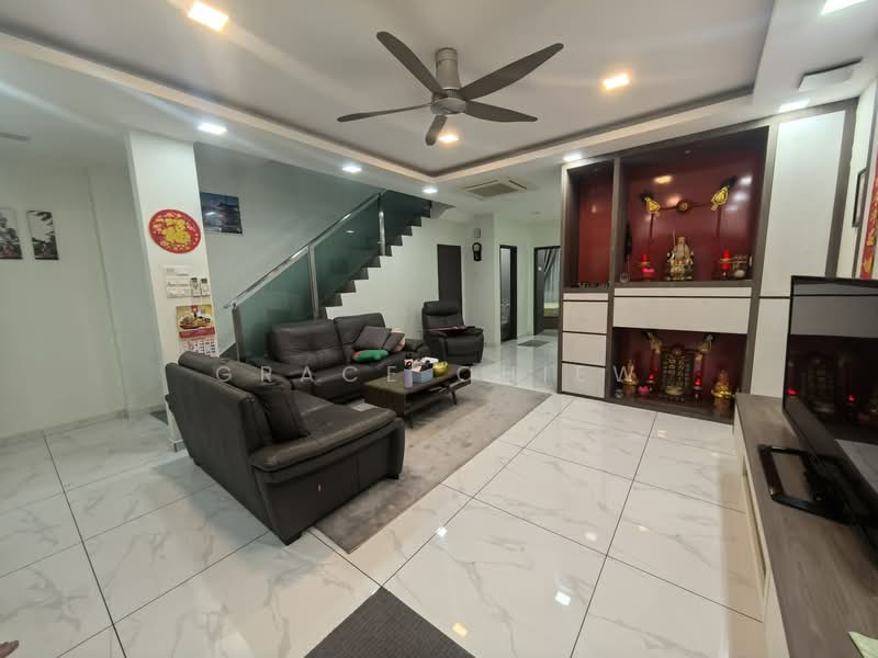 2-storey Terraced House for Sale in Johor Bahru (Johor) - Grace Chiew - Living Room - PropertyGuru.com.my