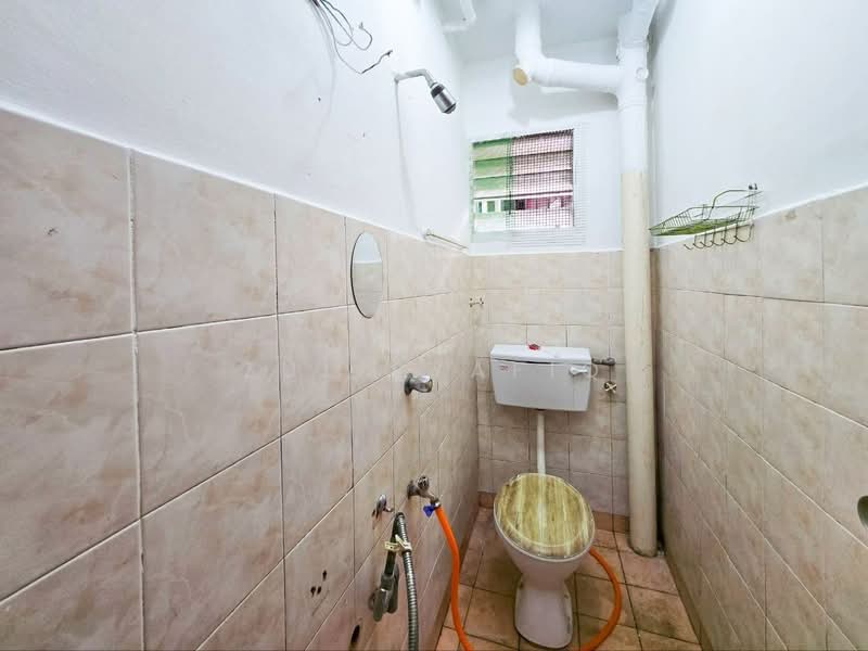 Pangsapuri untuk Dijual di Impian Apartment - Zul Syafiq - Bathroom - PropertyGuru.com.my