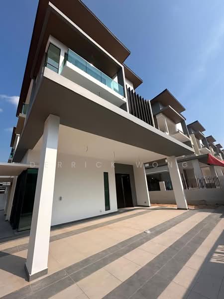 Rumah Berkembar untuk Dijual di Horizon Hills (Iskandar Puteri (Nusajaya)) - Derrick Wong - Exterior - PropertyGuru.com.my