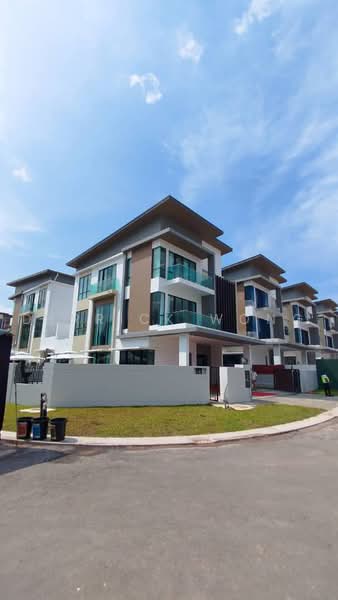 Rumah Berkembar untuk Dijual di Horizon Hills (Iskandar Puteri (Nusajaya)) - Derrick Wong - Exterior - PropertyGuru.com.my