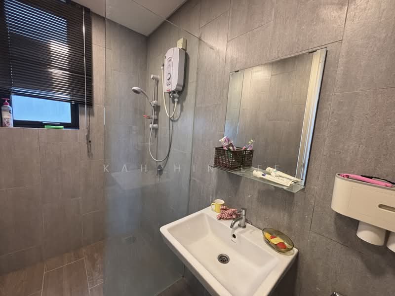Service Residence for Rent at Geo Bukit Rimau - Kah Hin Lee - Bathroom - PropertyGuru.com.my