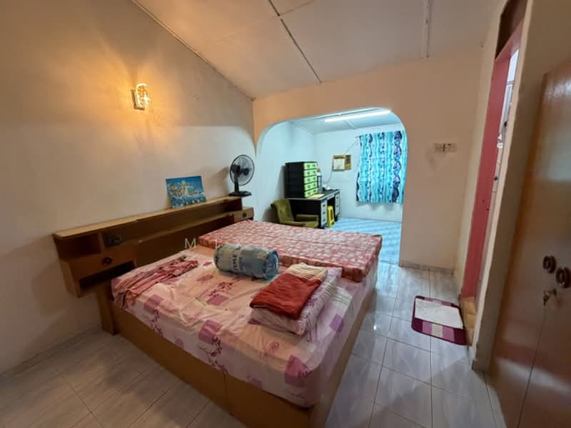 Rumah Teres 2 Tingkat untuk Dijual di Taman Sri Rampai (Wangsa Maju) - Mike Yap - Bedroom - PropertyGuru.com.my