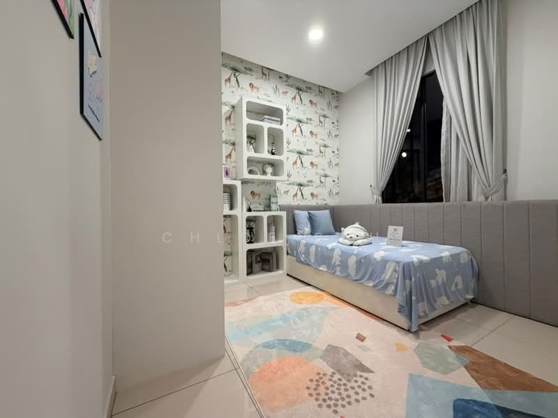Kediaman Servis untuk Dijual di Twin Tower Residence - Chloe Goh - Bedroom - PropertyGuru.com.my