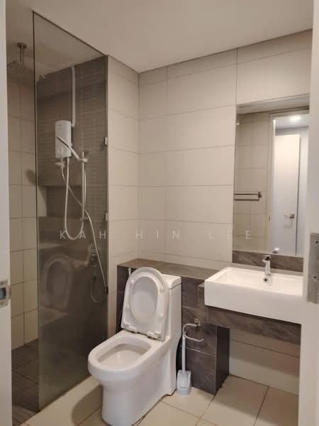 Servis Apartment untuk Disewa di Serini Melawati - Kah Hin Lee - Bathroom - PropertyGuru.com.my