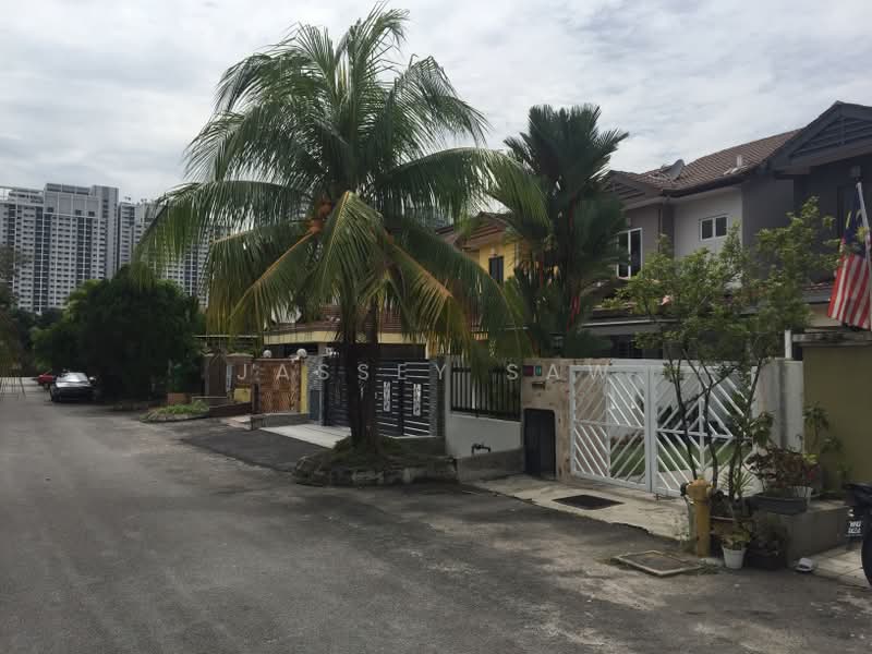 2-storey Terraced House for Sale in Bandar Tun Hussein Onn (Cheras) - Jassey Saw - Exterior - PropertyGuru.com.my