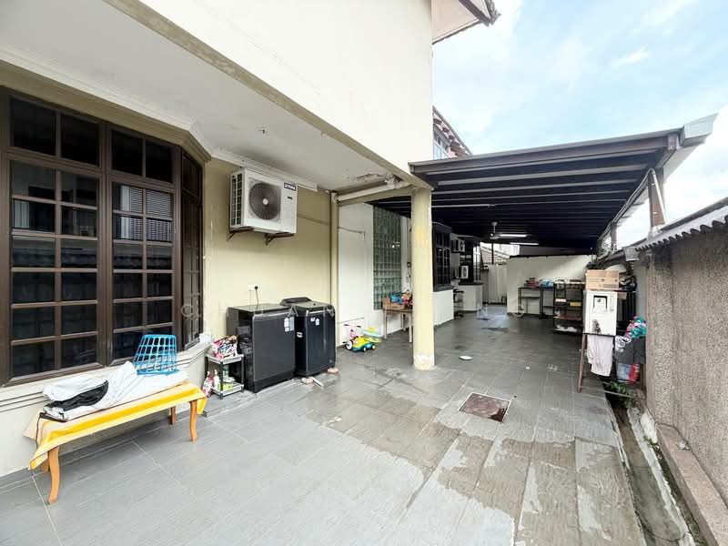 Bungalow for Sale in Taman Bukit Kempas (Tampoi) - Chuan Liang - Exterior - PropertyGuru.com.my