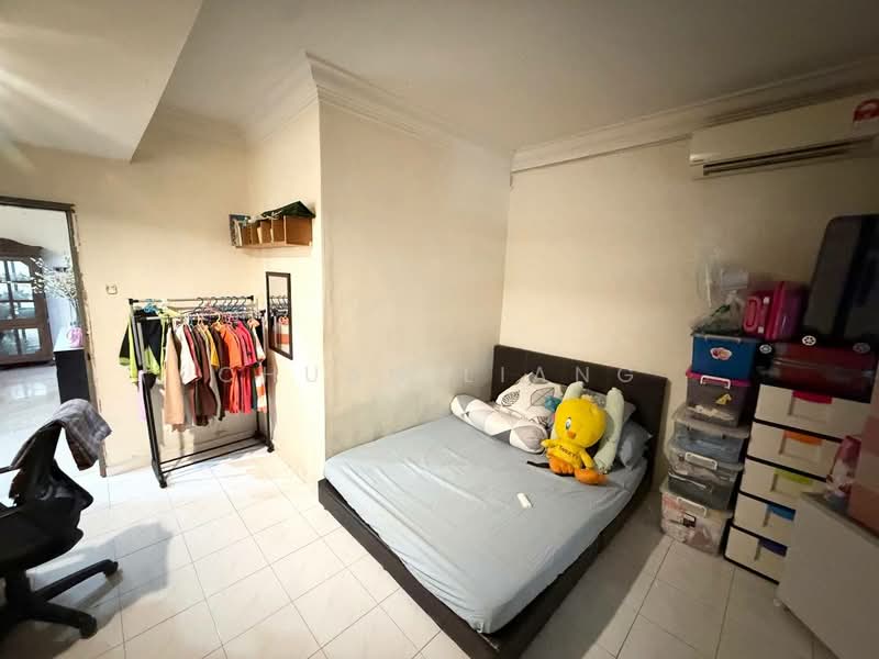 Bungalow for Sale in Taman Bukit Kempas (Tampoi) - Chuan Liang - Bedroom - PropertyGuru.com.my