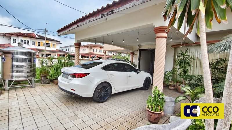 Semi-Detached House for Sale in Sungai Siput (Perak) - Chris Chin - Exterior - PropertyGuru.com.my