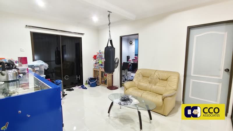 Semi-Detached House for Sale in Sungai Siput (Perak) - Chris Chin - Living Room - PropertyGuru.com.my