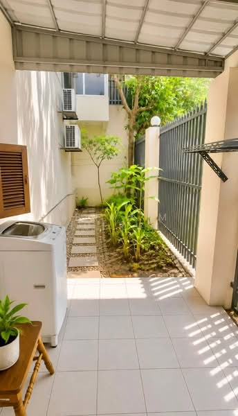 Rumah Teres 3 Tingkat untuk Dijual di Ampang Jaya (Ampang) - Ibrahim Iderus - Exterior - PropertyGuru.com.my