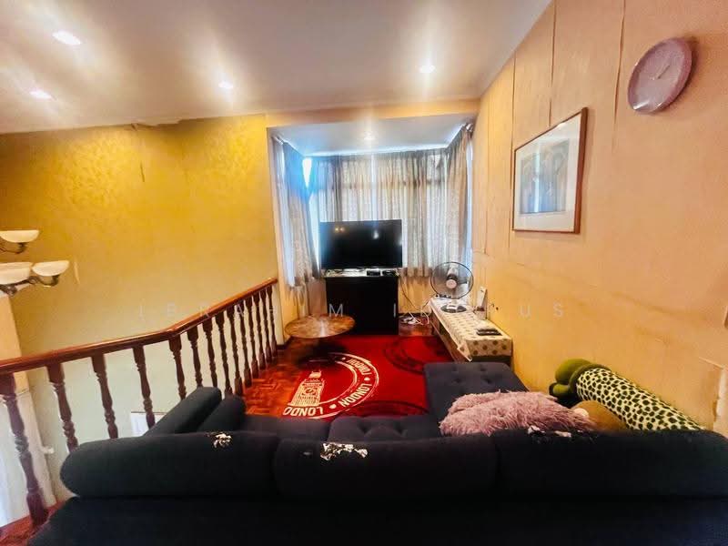 Rumah Teres 3-Tingkat untuk Dijual di Ampang Jaya (Ampang) - Ibrahim Iderus - Living Room - PropertyGuru.com.my